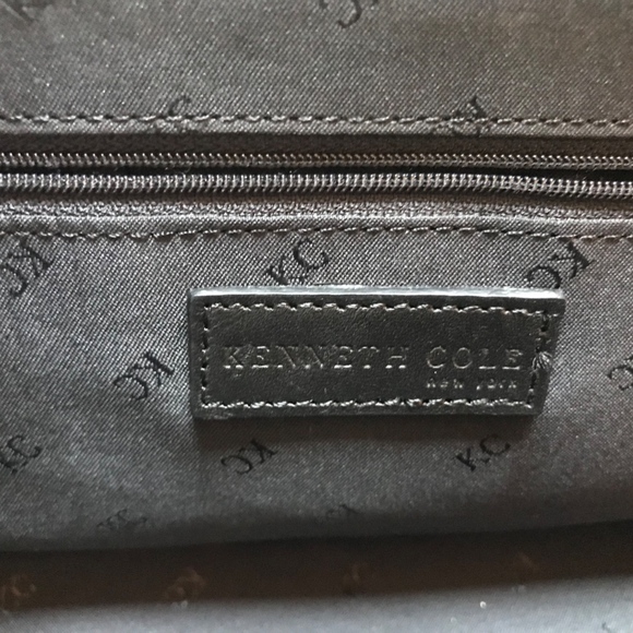 Kenneth Cole Burgundy Genuine Leather Purse - Picture 3 of 5